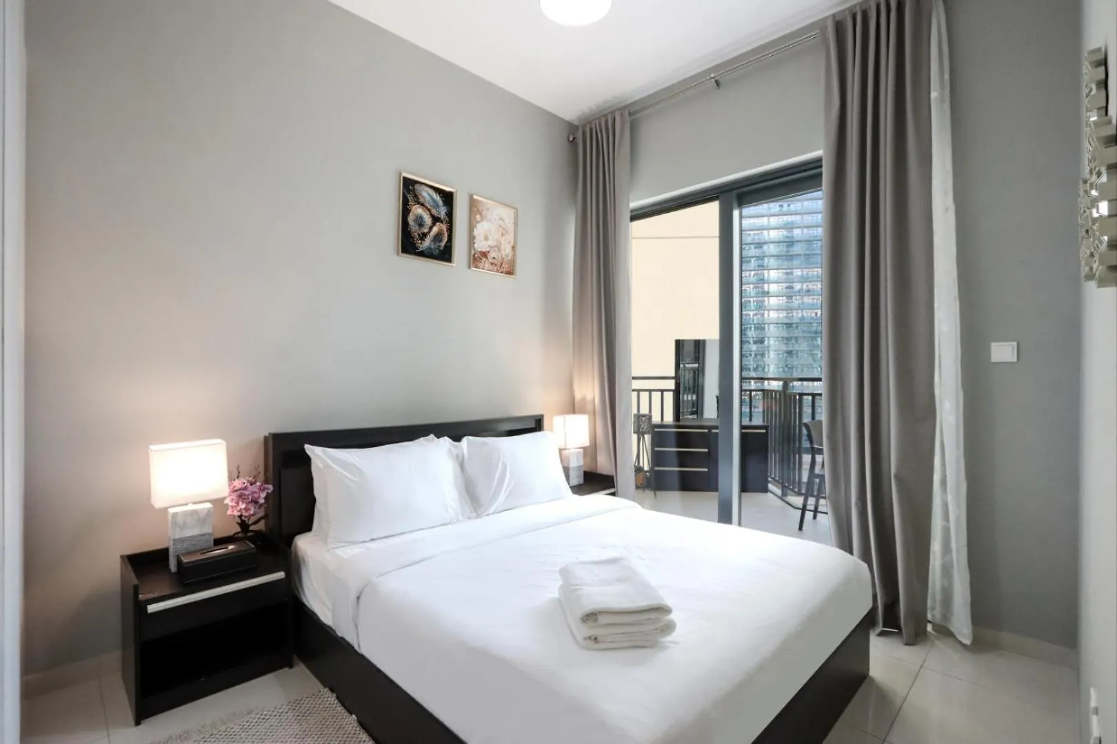Apartment Stylish 1Br Close To Metro Burj Khalifa & Dubai Canal