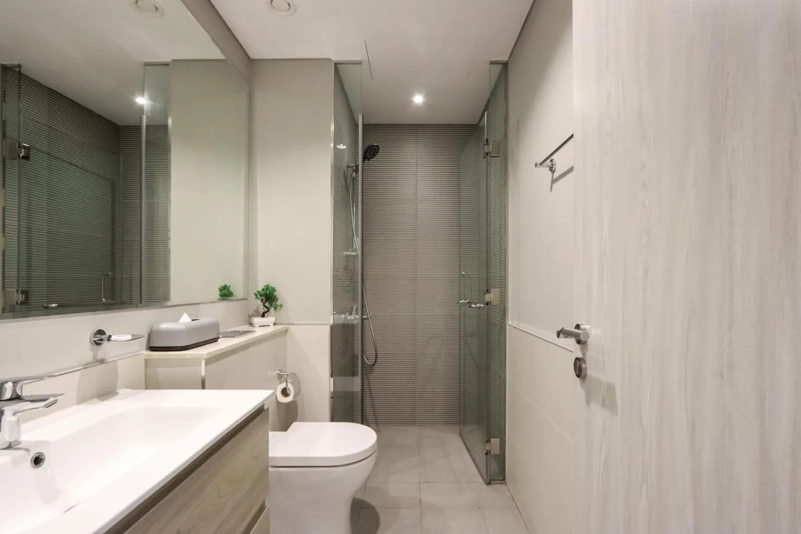 Apartment Stylish 1Br Close To Metro Burj Khalifa & Dubai Canal United Arab Emirates
